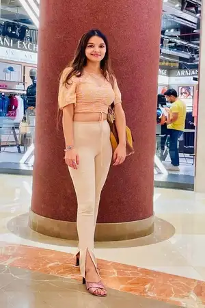 nainital Escort girl mehar